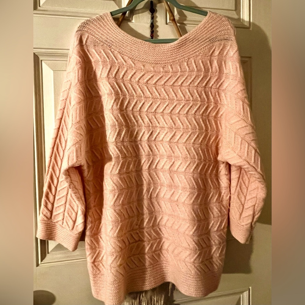 NewYork &Co. - Boat Neck, 3/4 sleeve, Pink knit sweater Size XL